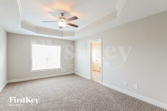 92 Squire St in Fuquay Varina, NC - Foto de edificio - Building Photo