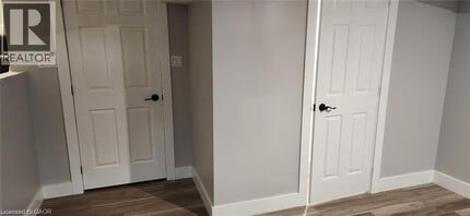 700 Erinbrook Dr in Kitchener, ON - Building Photo - Building Photo