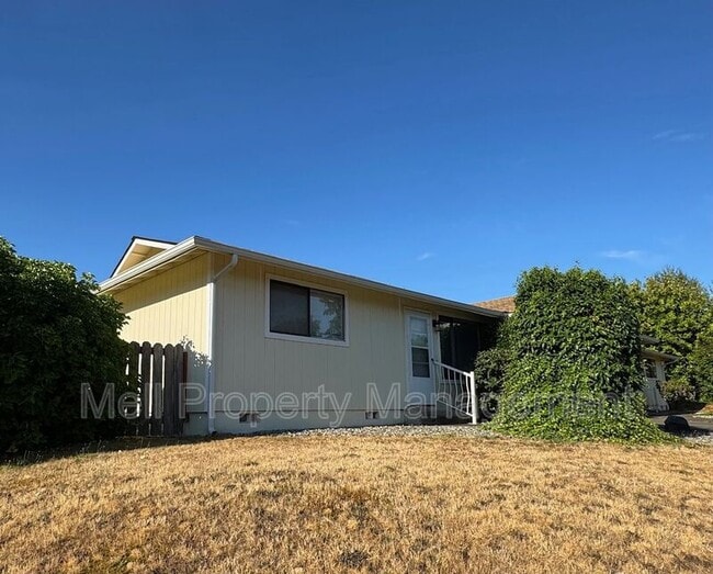 property at 1107 Thomas Ave