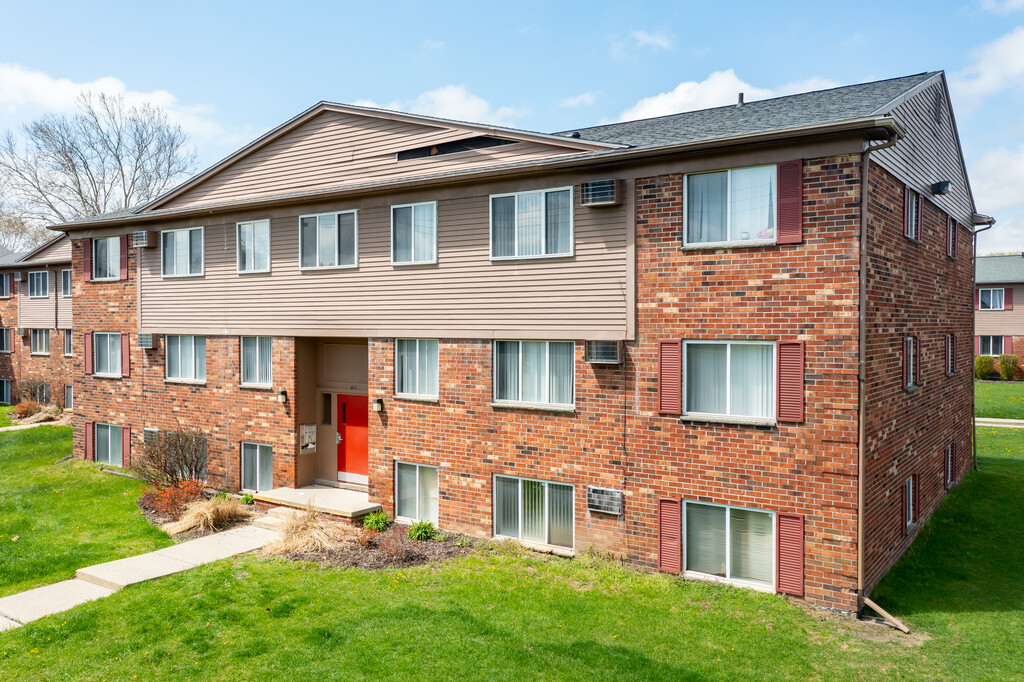 Village Grove of Ypsilanti Apartments in Ypsilanti, MI