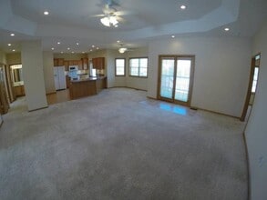 808 Medary Ave S in Brookings, SD - Building Photo - Building Photo