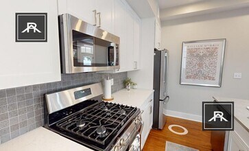 384 Harvard St in Cambridge, MA - Building Photo - Building Photo