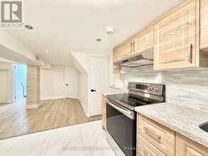 48 Keystone Ave in Toronto, ON - Building Photo - Building Photo