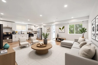 1532 W 37th St in Los Angeles, CA - Building Photo - Building Photo