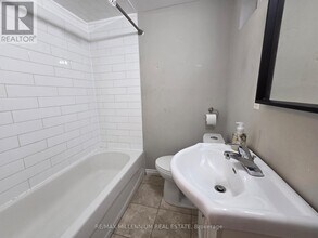 80 Rainier Square in Toronto, ON - Building Photo - Building Photo