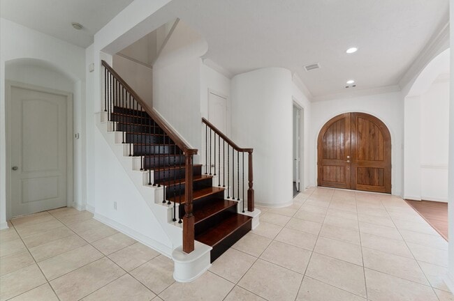 property at 361 W Tupelo Green Cir