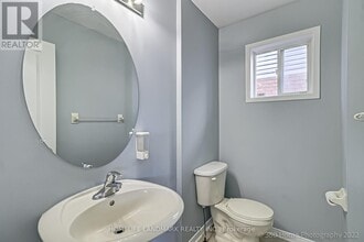 78 Shenandoah Dr in Whitby, ON - Building Photo - Building Photo