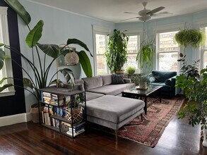 2145 Dorchester Ave, Unit 3 in Boston, MA - Foto de edificio - Building Photo