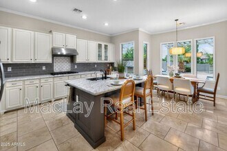 527 E Tonto Dr in Chandler, AZ - Building Photo - Building Photo