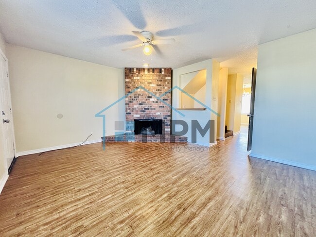 69 Colonial Dr