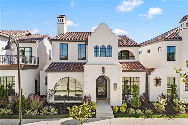 property at 2955 Sunset Blvd