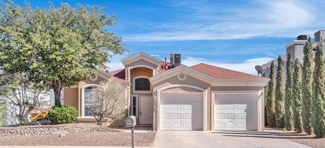 10820 Walden Pond St in El Paso, TX - Building Photo - Building Photo