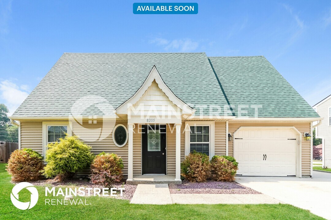 8205 Rachel Ln in Sellersburg, IN - Building Photo