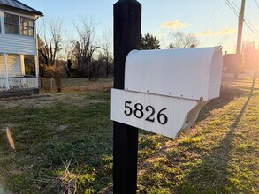 5826 Railroad Ave in Crozet, VA - Building Photo - Building Photo