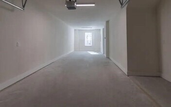 3275 Summer St in Houston, TX - Building Photo - Building Photo