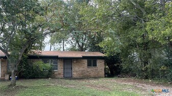 206 E Valley Rd in Harker Heights, TX - Building Photo