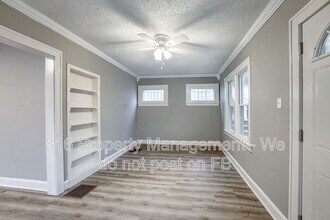 5702 Euclid Ave E in Kansas City, MO - Building Photo - Building Photo