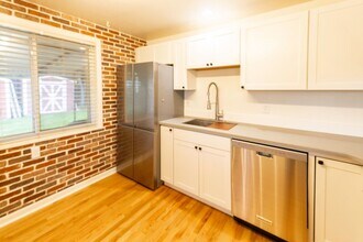 2405 Pierce St in Edgewater, CO - Building Photo - Building Photo