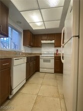 910 SE 14th Terrace in Cape Coral, FL - Building Photo - Building Photo
