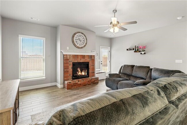 2041 Tallgrass Ter in Centerton, AR - Building Photo - Building Photo