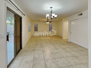 9325 E Oro Ave in Mesa, AZ - Building Photo - Building Photo