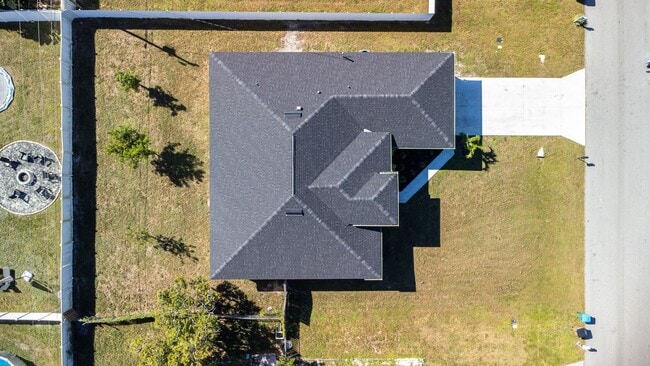 128 NW 7th St in Cape Coral, FL - Building Photo - Building Photo