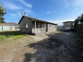 413 Laurel Ave in Hayward, CA - Building Photo