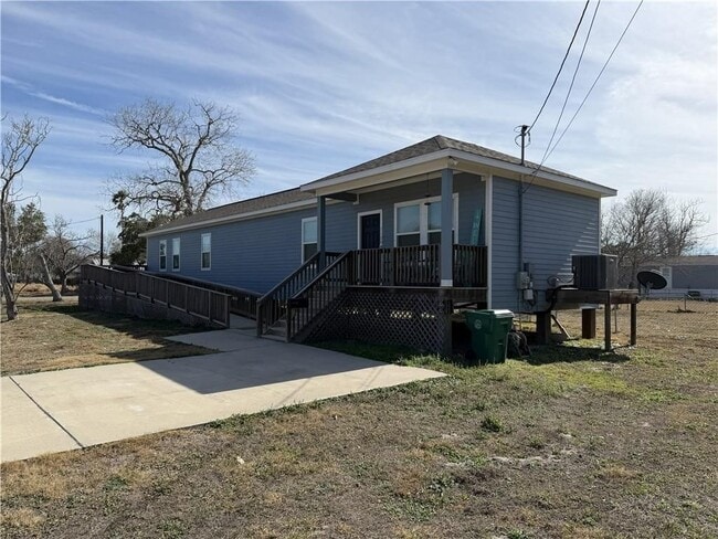 property at 1109 W Nelson Ave