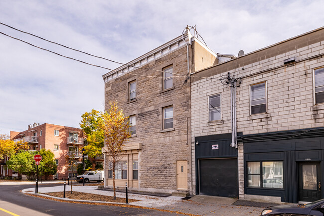 5903-5913 Beaulieu Rue in Montréal, QC - Building Photo - Building Photo