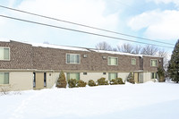 Bloomfield Lakes in Keego Harbor, MI - Foto de edificio - Building Photo