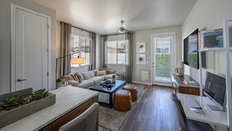 Village at Skyline Ranch in Glendale, AZ - Building Photo