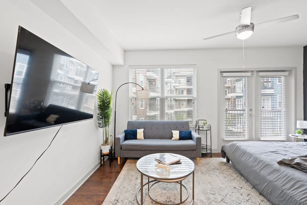 205 S Kings Dr in Charlotte, NC - Foto de edificio