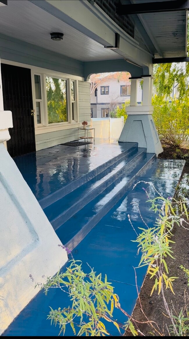 1826 Lincoln Ave in Pasadena, CA - Building Photo - Building Photo