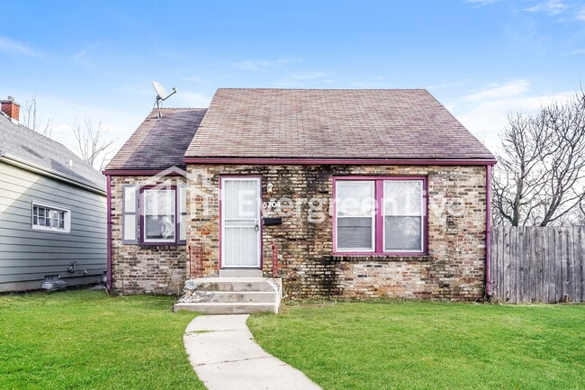 property at 5704 N 38th St