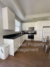 681 Windermere Dr in Lehigh Acres, FL - Building Photo - Building Photo