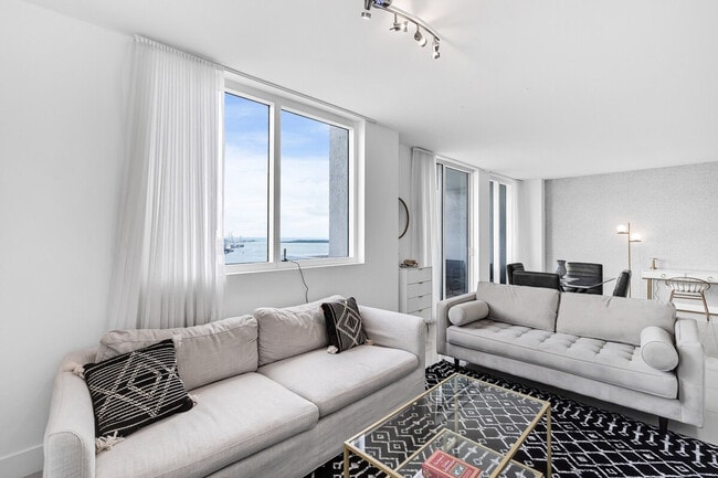 141 NE 3rd Ave, Unit SI ID1364163P