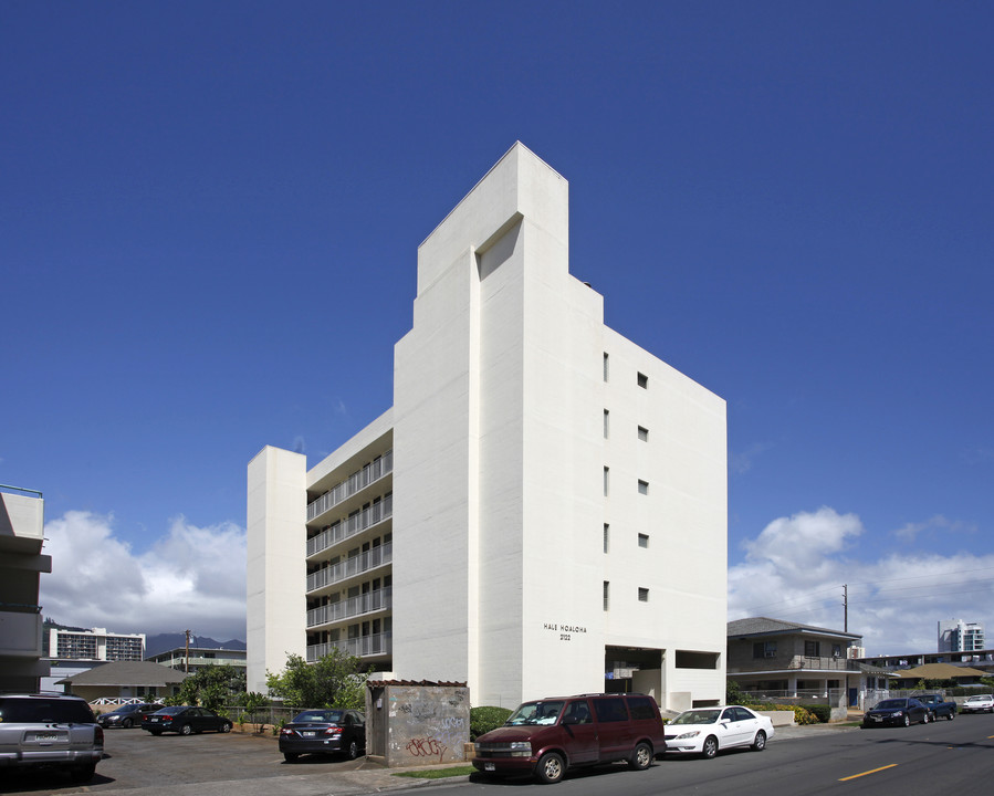 Hale Hoaloha in Honolulu, HI - Building Photo