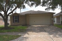 2314 Cardinal Elm St