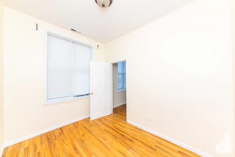 2910 S Wentworth Ave-Unit -3 in Chicago, IL - Building Photo - Building Photo