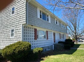 781 E Squantum St in Quincy, MA - Building Photo