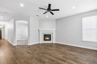 413 Allbright Rd in Celina, TX - Foto de edificio - Building Photo