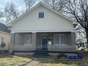 1030 N 14th St in Terre Haute, IN - Building Photo - Building Photo