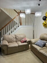 30 Cedar Knoll Dr in Greensboro, NC - Foto de edificio - Building Photo