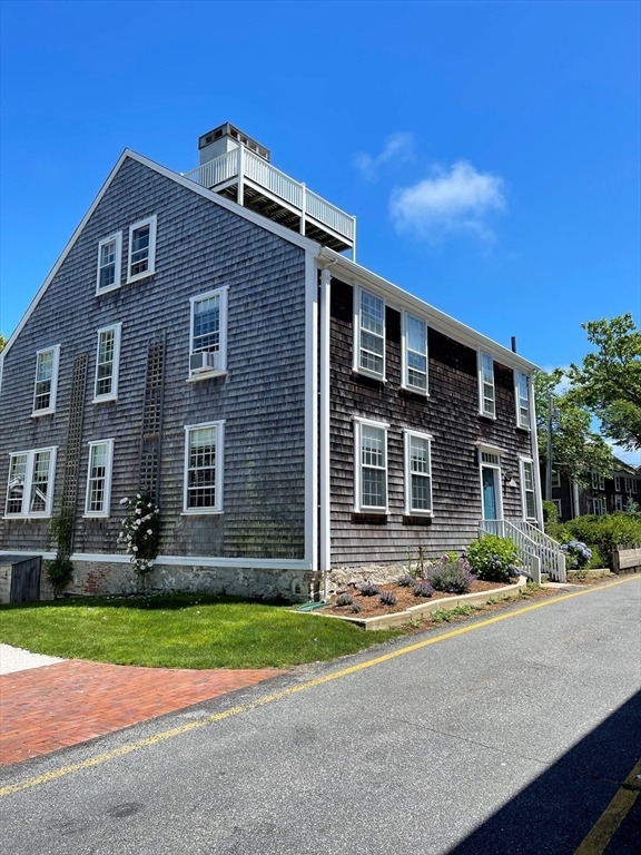 4 Traders Ln in Nantucket, MA - Building Photo - Building Photo