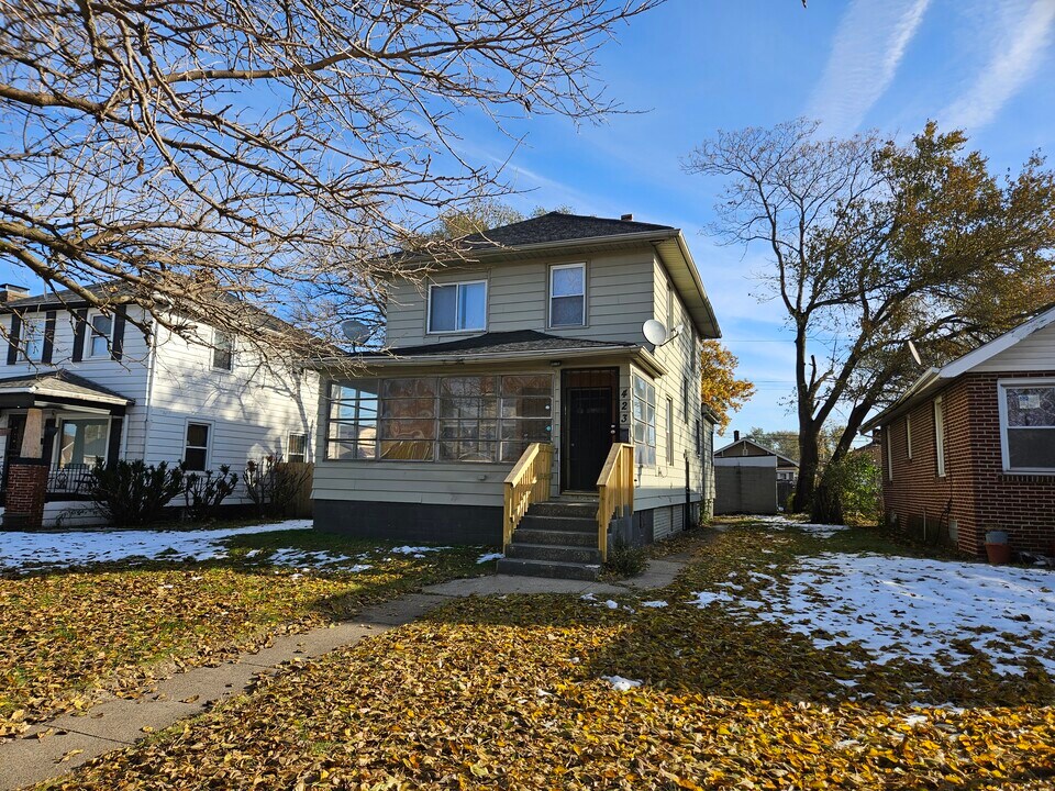 423 Hayes St in Gary, IN - Building Photo