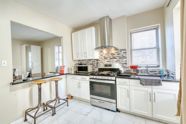 364 Marin Blvd in Jersey City, NJ - Building Photo - Building Photo