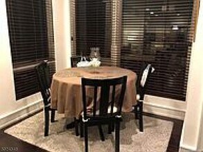 310 Cliff Ln in Cliffside Park, NJ - Building Photo - Building Photo