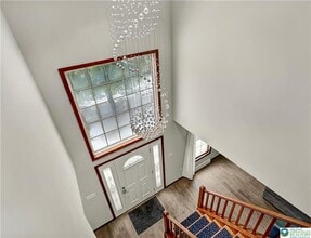 2107 Grasshopper Dr in Tobyhanna, PA - Building Photo - Building Photo