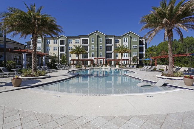 Lantower Asturia in Odessa, FL - Building Photo - Building Photo