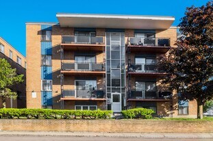 1037 River St in Boston, MA - Building Photo